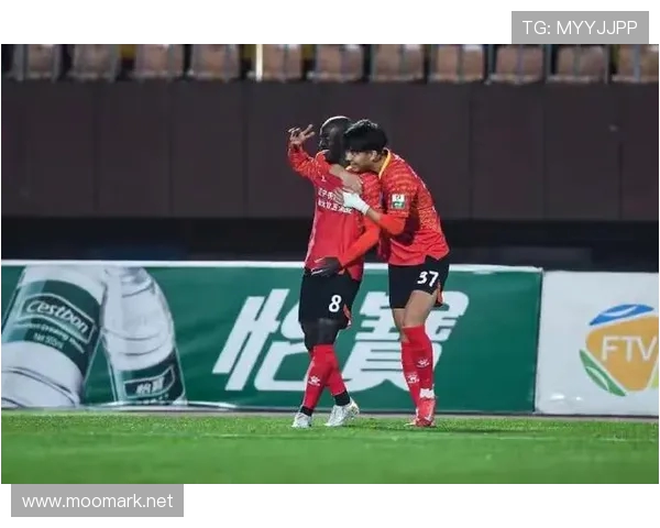 石家庒vs辽宁半场战平 姆本扎刘乐先后破门